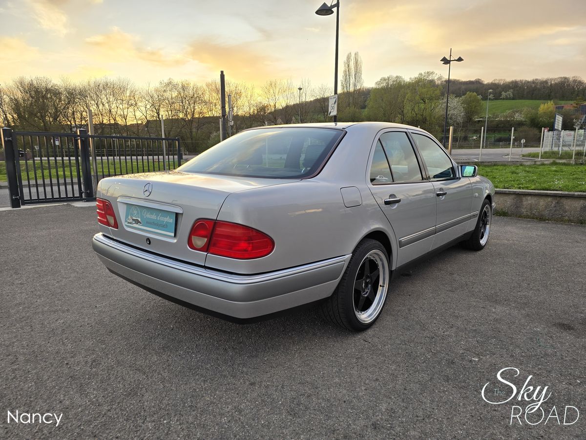 Mercedes Classe E V6 2.4 170cv W240