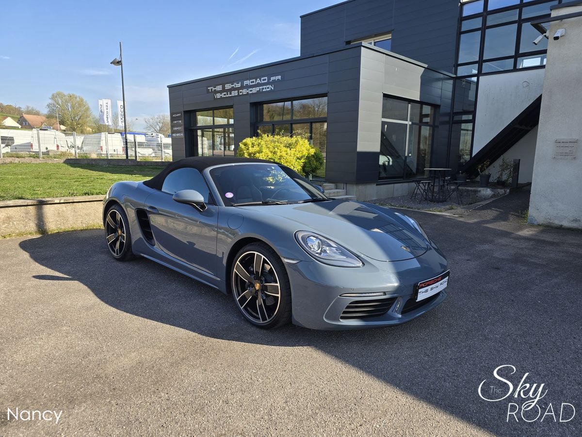 Porsche 718 Boxster 2.5 300cv R18