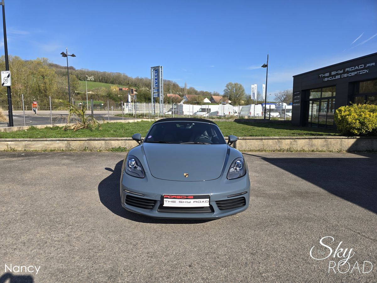 Porsche 718 Boxster 2.5 300cv R18