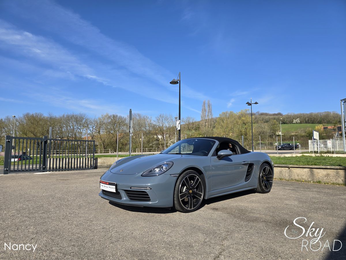 Porsche 718 Boxster 2.5 300cv R18