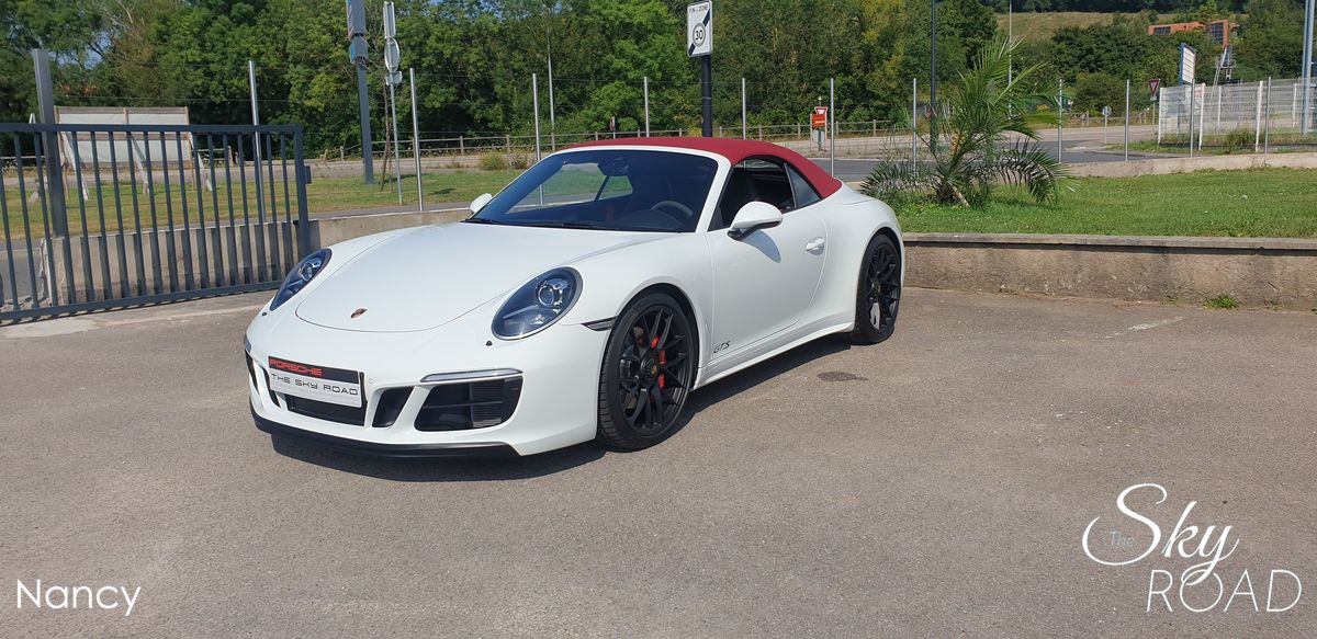Porsche 991 II GTS Cab. 3.0 450cv