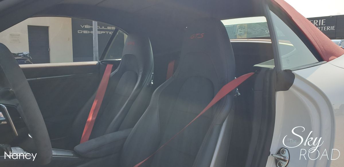 Porsche 991 II GTS Cab. 3.0 450cv