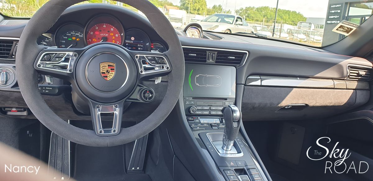 Porsche 991 II GTS Cab. 3.0 450cv