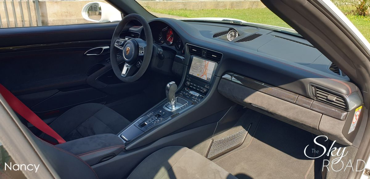 Porsche 991 II GTS Cab. 3.0 450cv