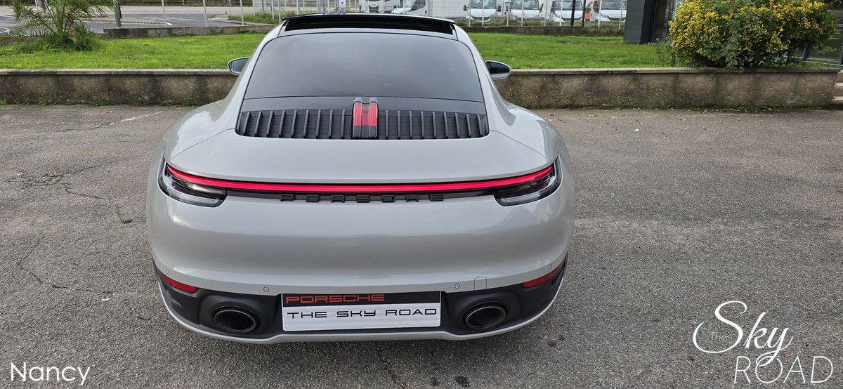 Porsche 992 S 3.0 450cv