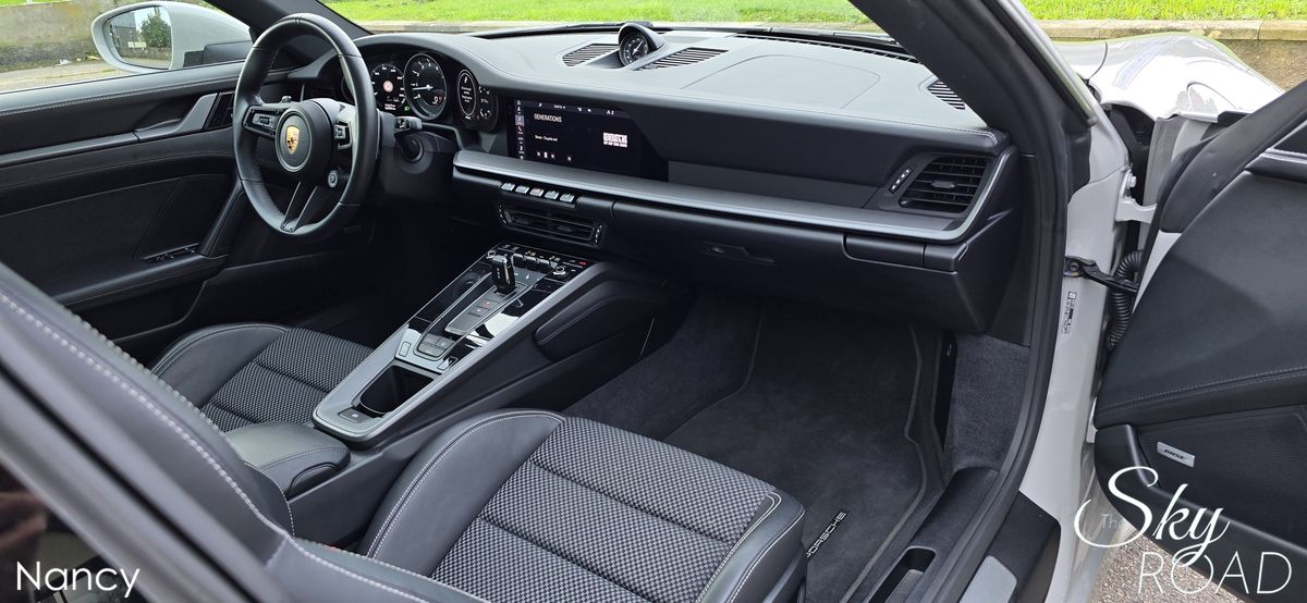 Porsche 992 S 3.0 450cv