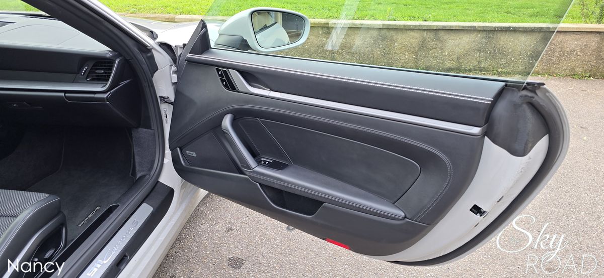 Porsche 992 S 3.0 450cv