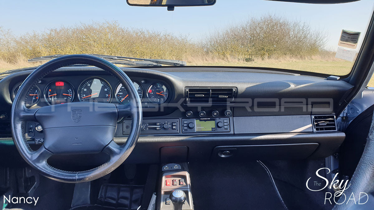 Porsche 993 Carrera 4 272cv