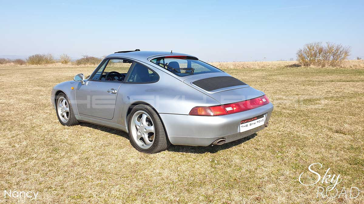 Porsche 993 Carrera 4 272cv