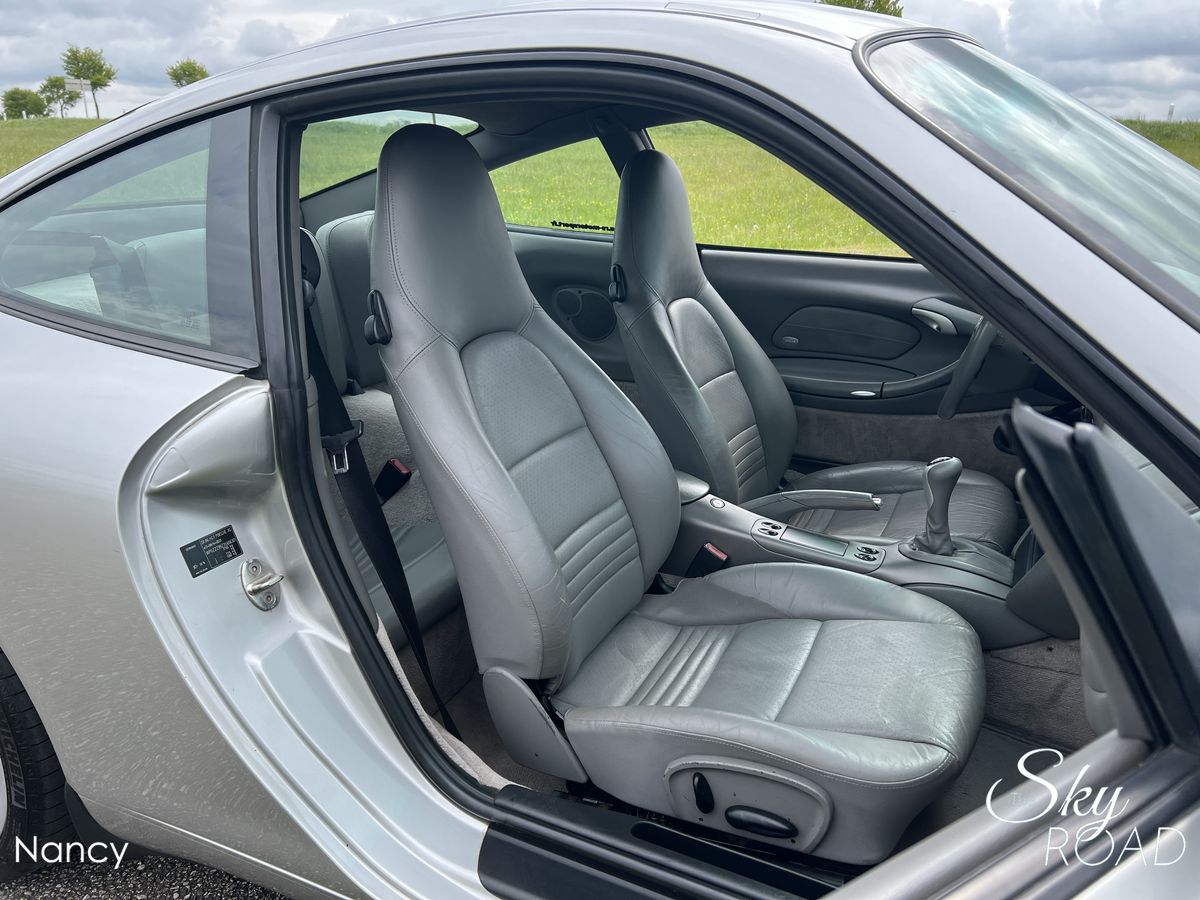 Porsche 996 C2 3.6 320cv BVM