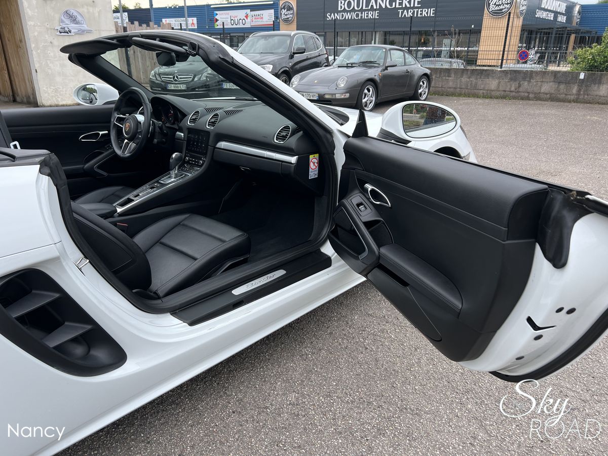 Porsche Boxster 718 PDK 2.0 300cv