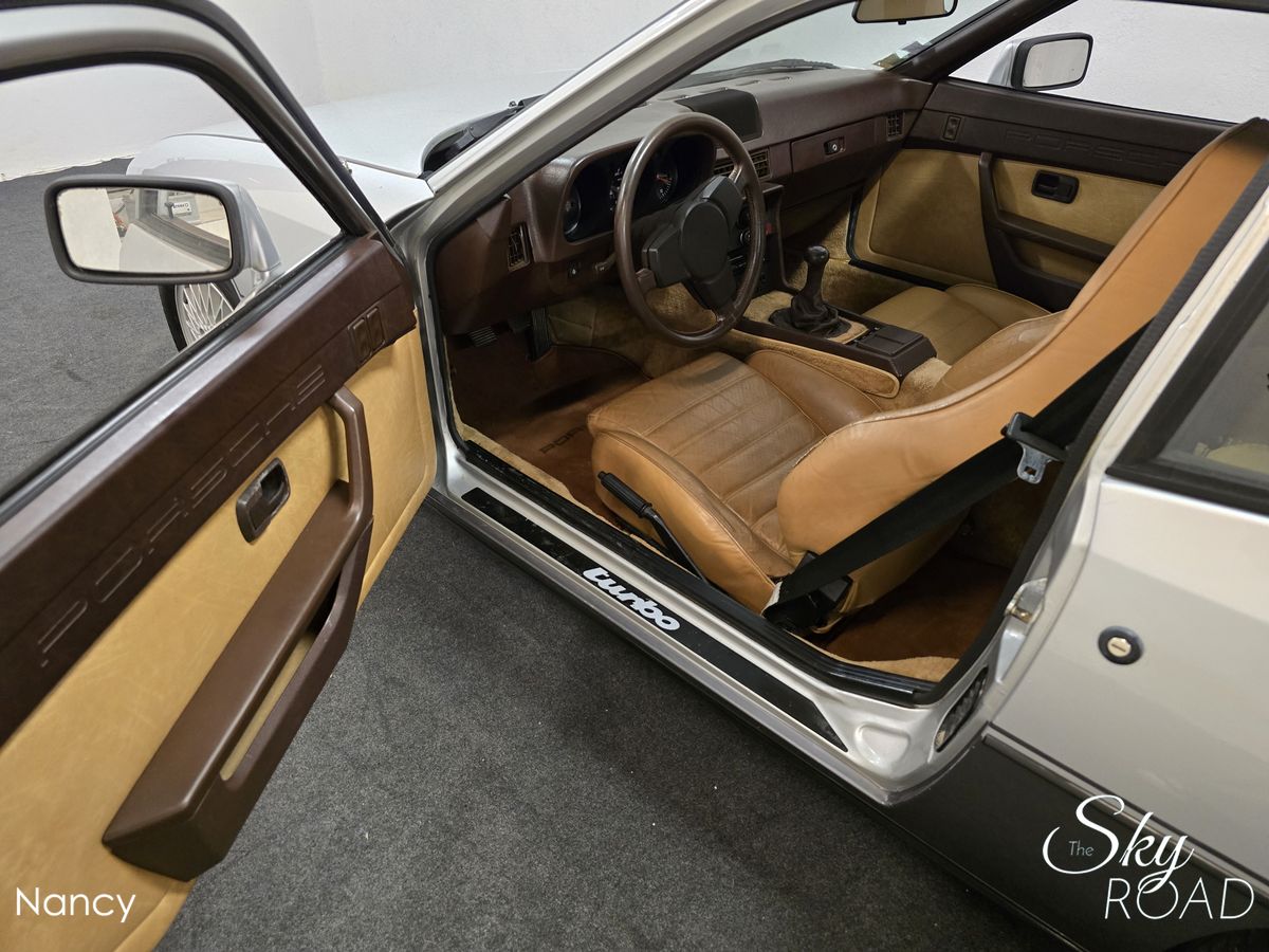 Porsche 924 Turbo Phase 2 D2444L