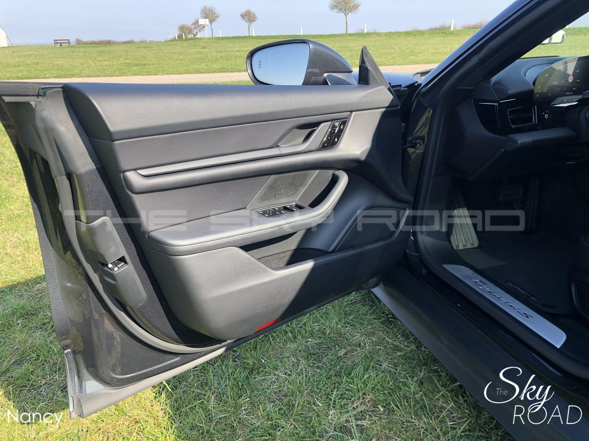 Porsche Taycan 4S Électrique