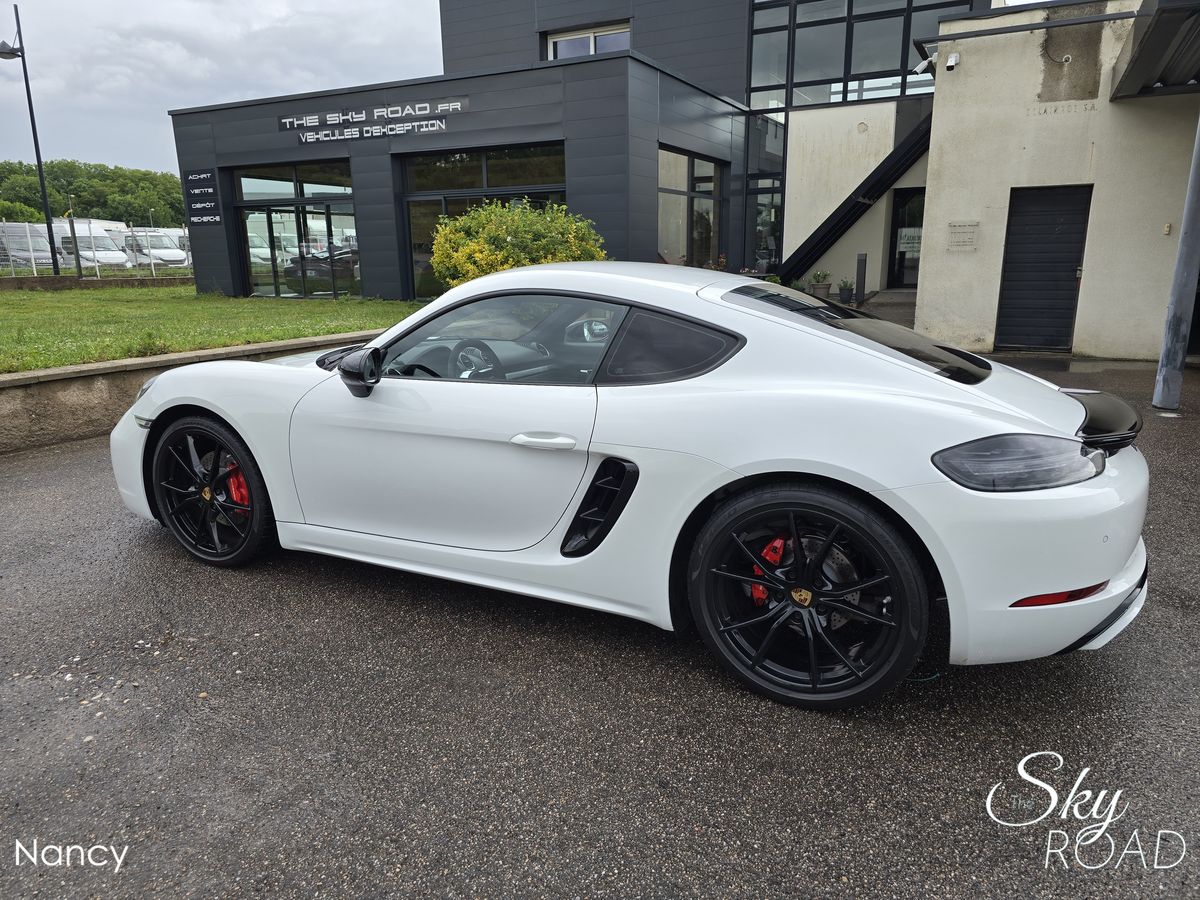 Porsche 718 Cayman 2.0 300cv