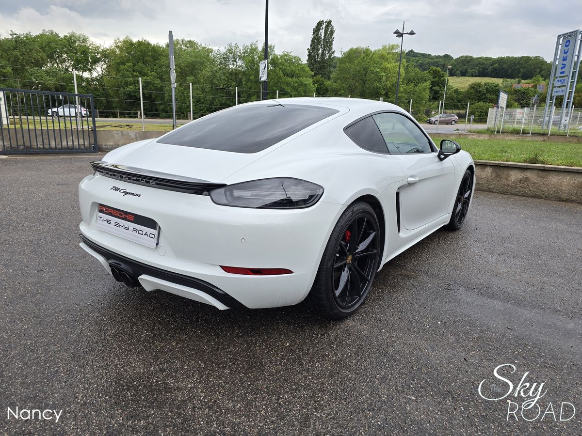 Porsche 718 Cayman 2.0 300cv