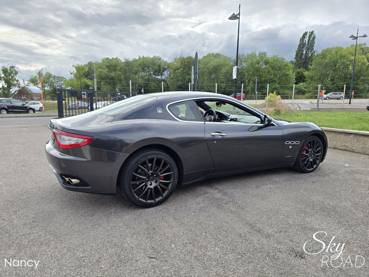 Maserati Granturismo 4.7 440cv D2527L