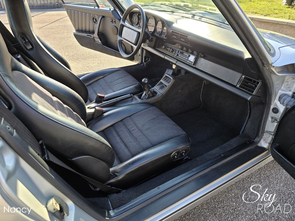 Porsche 964 C2 3.6 252cv Boîte Mécanique