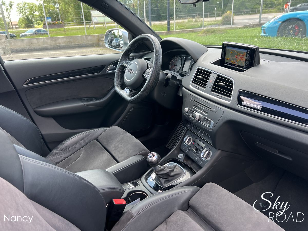 Audi RS Q3 2.5 310cv L111