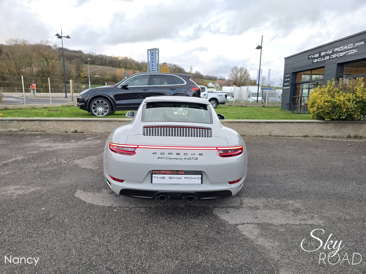 Porsche 991 II 4 GTS