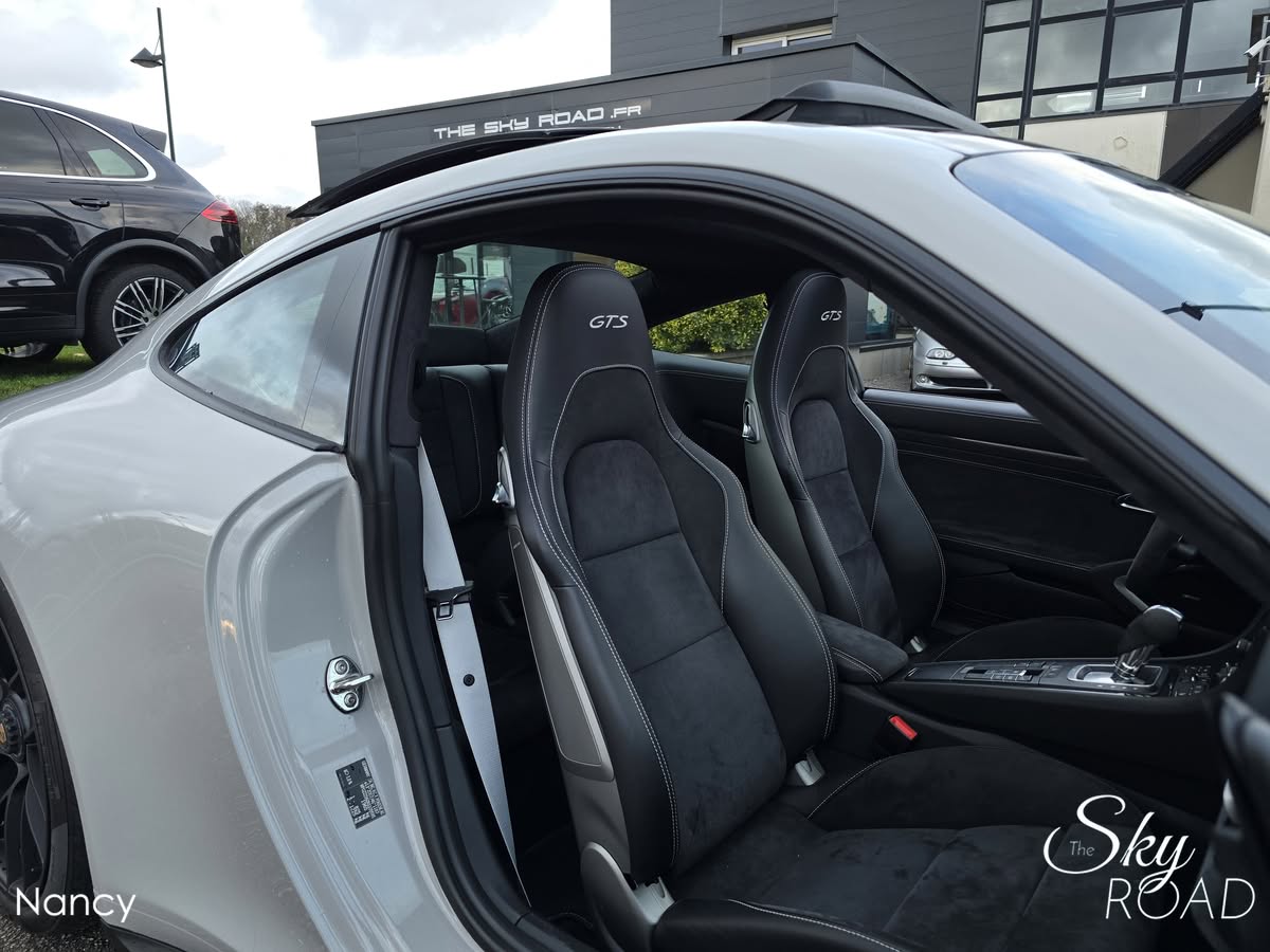 Porsche 991 II 4 GTS