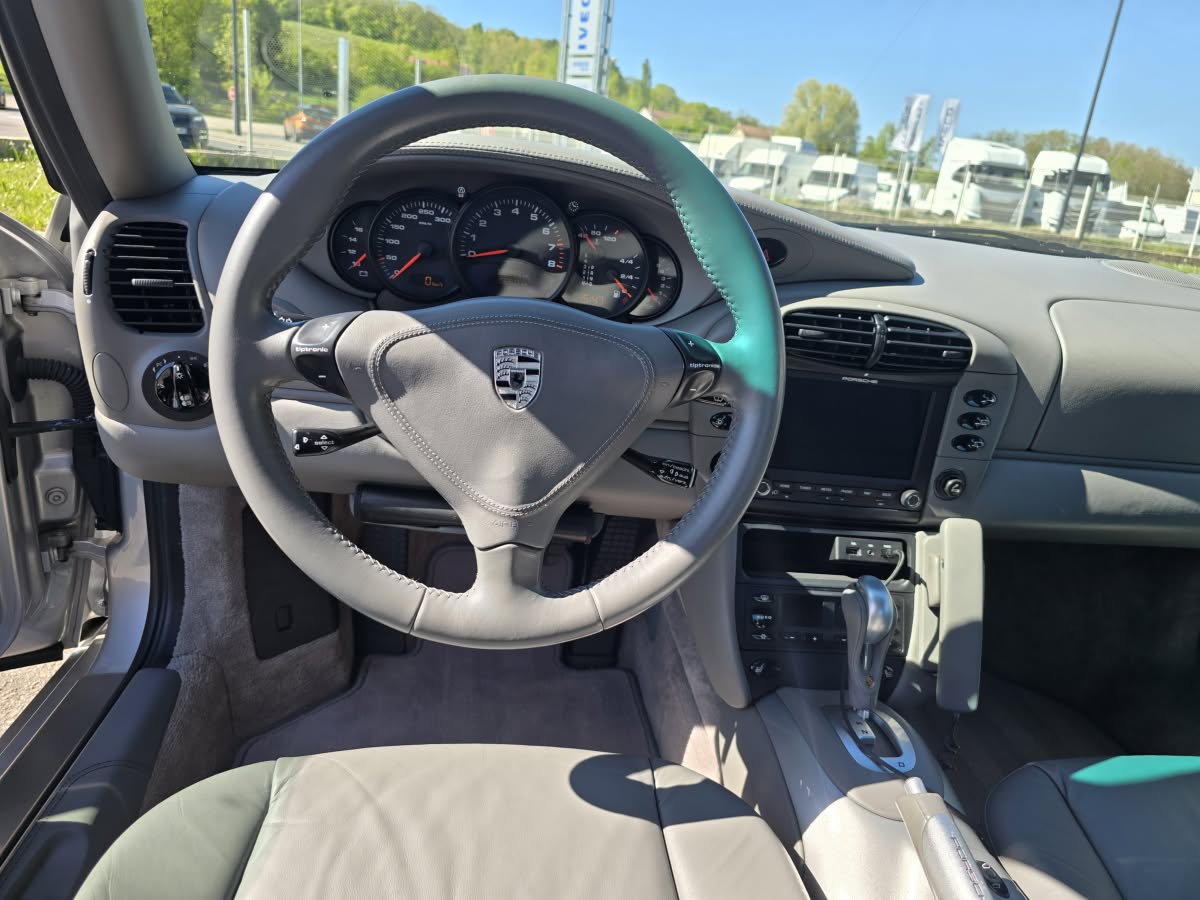 Porsche 996 Turbo 3.6 420cv D2623L