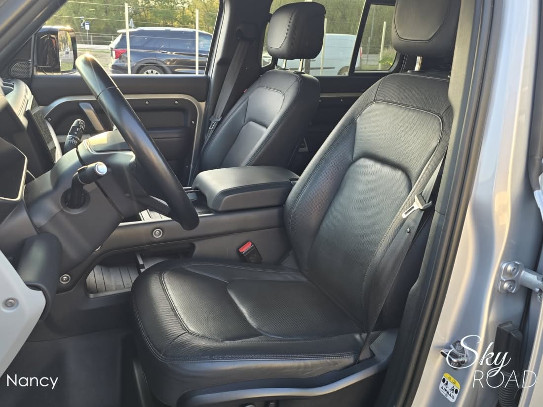 Land Rover Defender D2660L