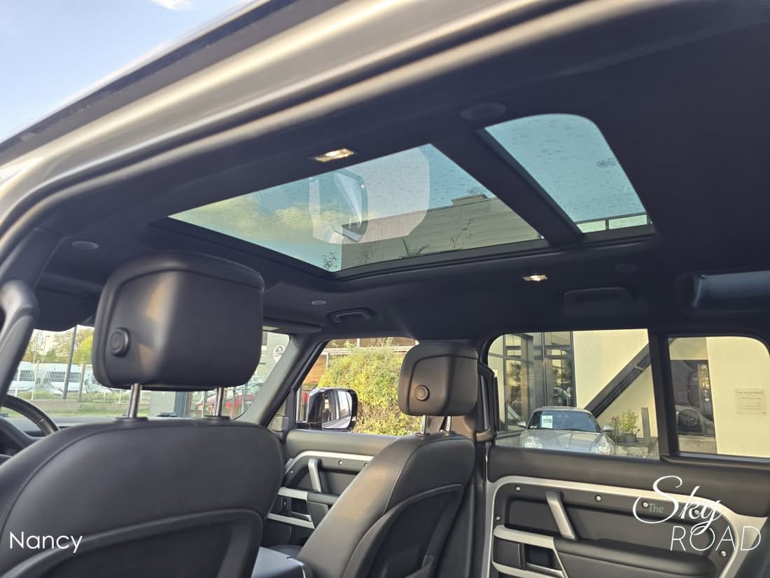 Land Rover Defender D2660L