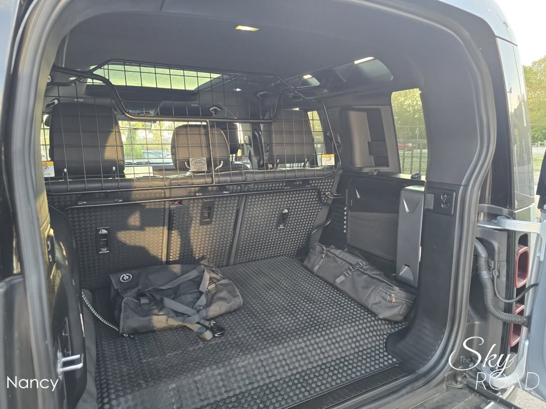 Land Rover Defender D2660L