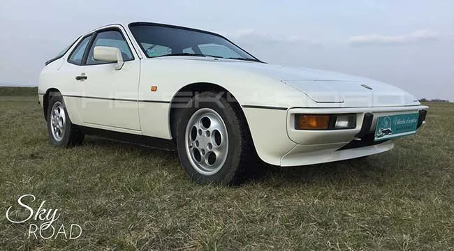 Porsche 924S