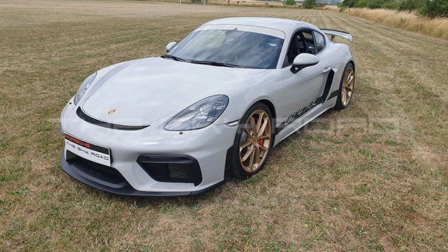 Porsche 718 GT4 préparation Manthey Racing