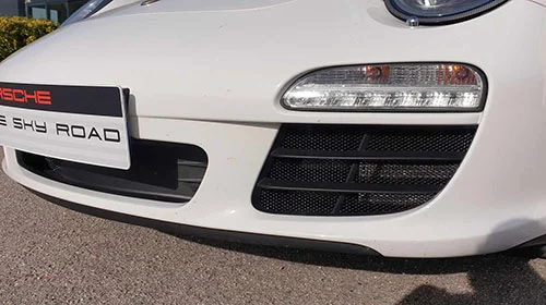 Nettoyage grilles Porsche